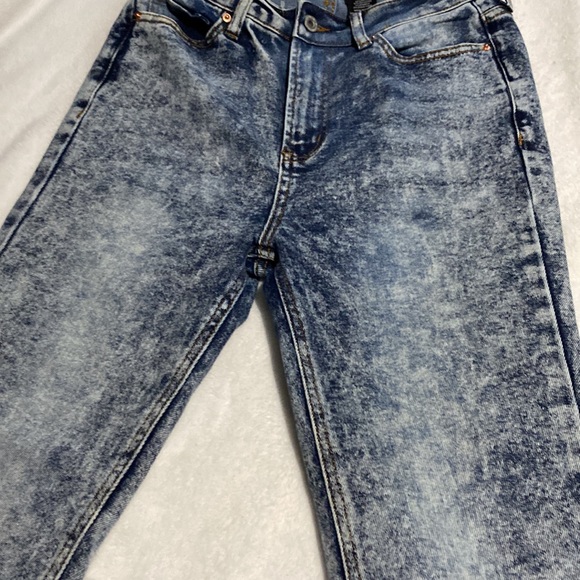 NWOT Ladies Jeans size 9 - Picture 4 of 10